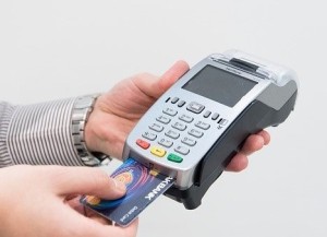 credit-card-machine-4577768_640